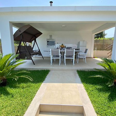 Villa Liana , Private Villa With Pool And Garden Vergia エクステリア 写真