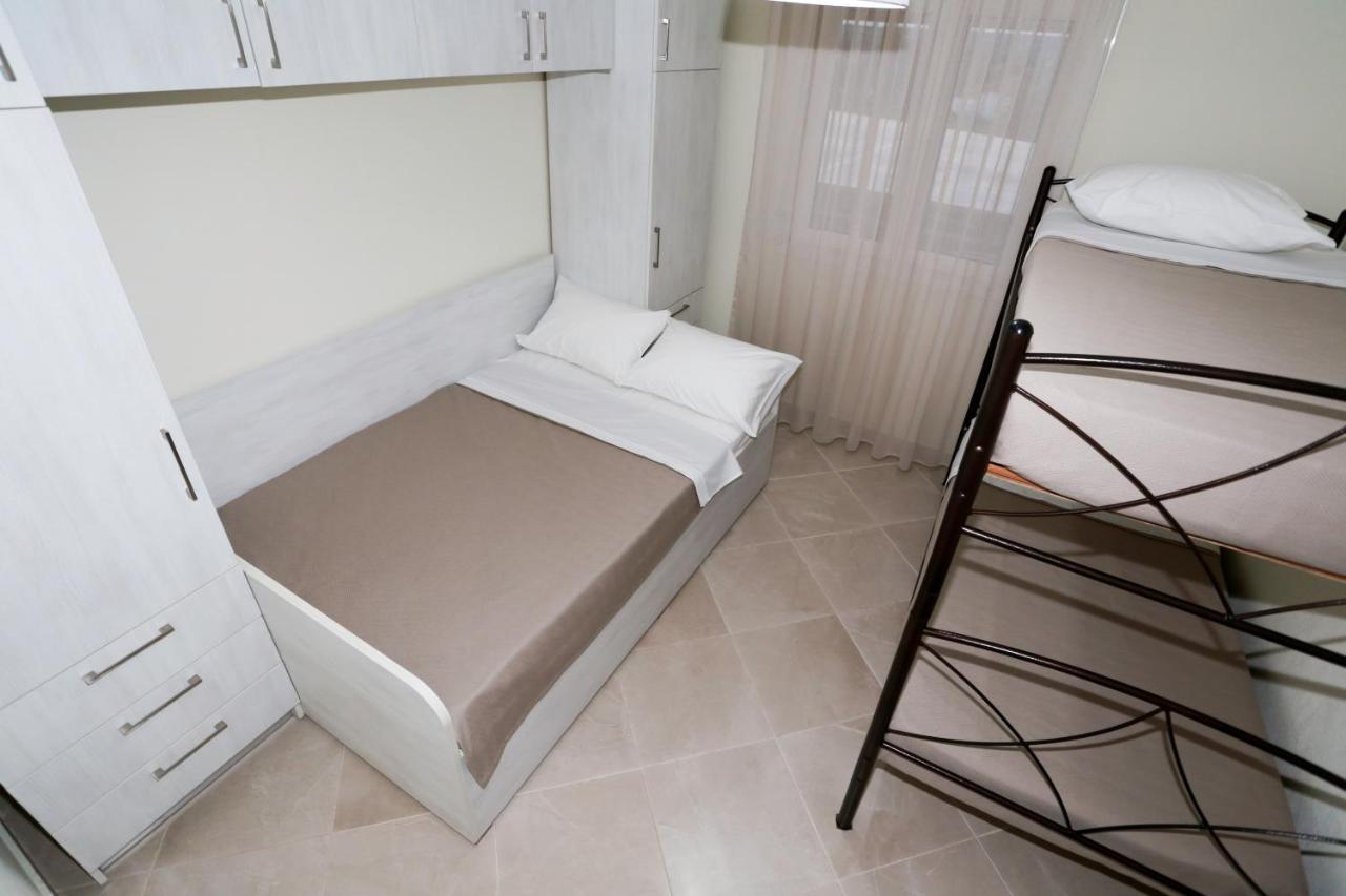 Villa Liana , Private Villa With Pool And Garden Vergia エクステリア 写真